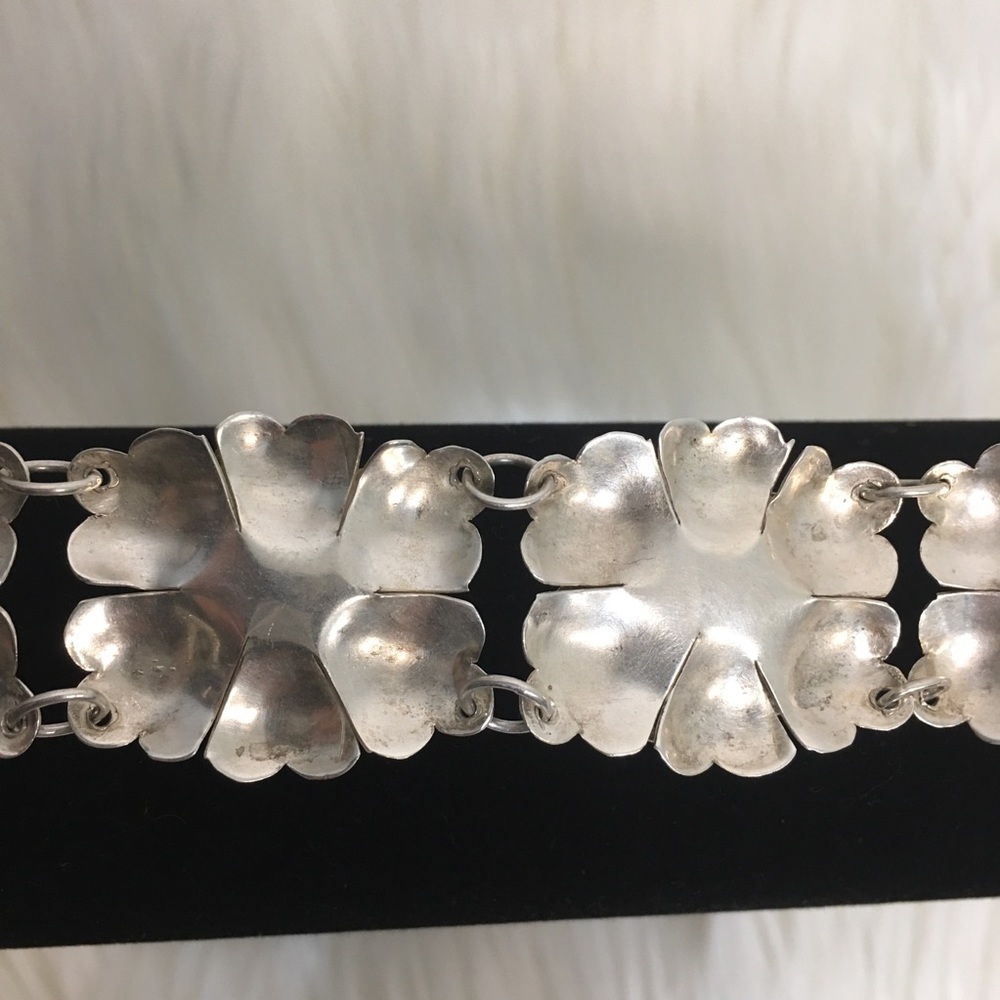 Silver Flower Link Bracelet Made/Mexico Bracelet - Picture 5 of 11